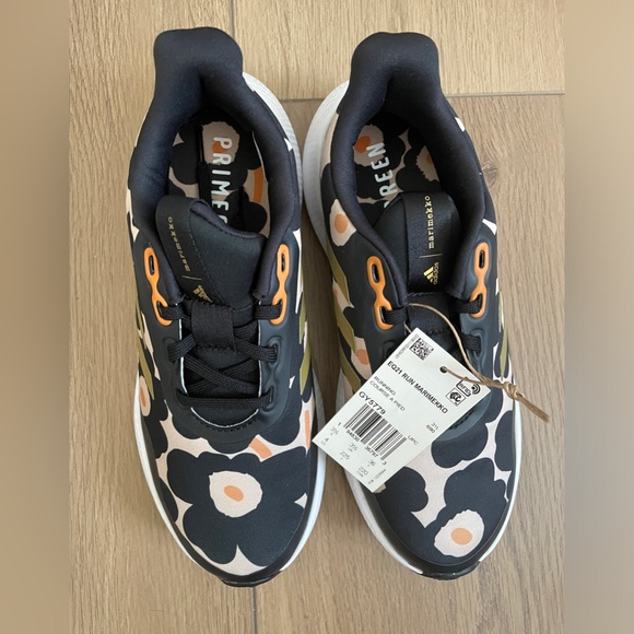 Marimekko x Adidas 4Y - Picture 5 of 10